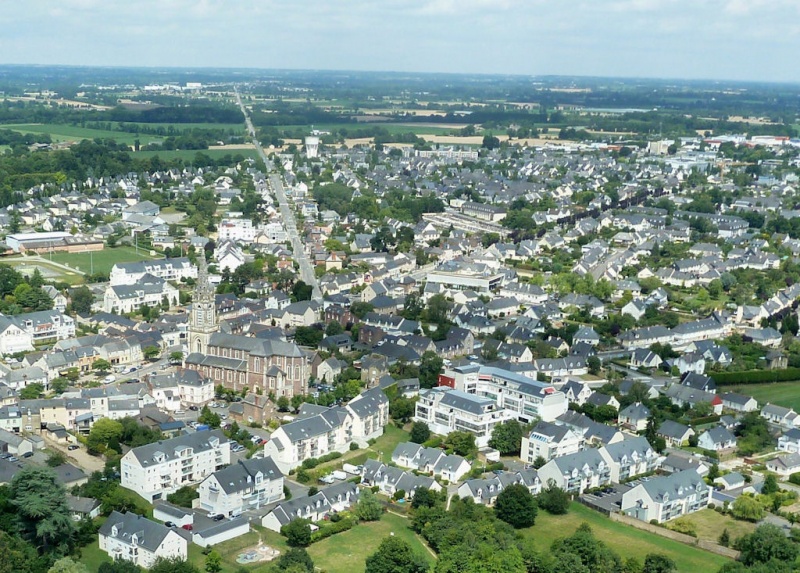 Fichier:Mordelles avion 01.jpg